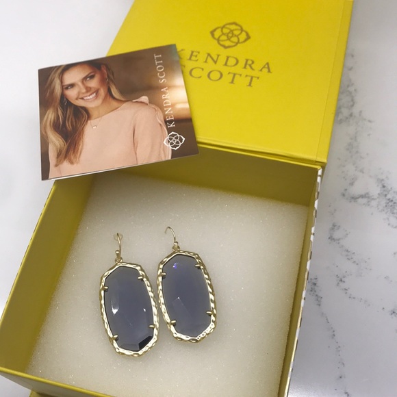 Kendra Scott Jewelry - KENDRA SCOTT NEW Ella drop earrings in Lolite